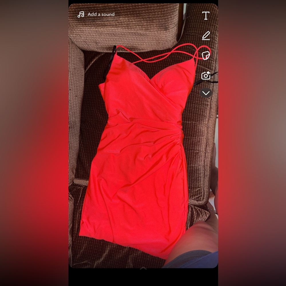 hoco dress it is a size small